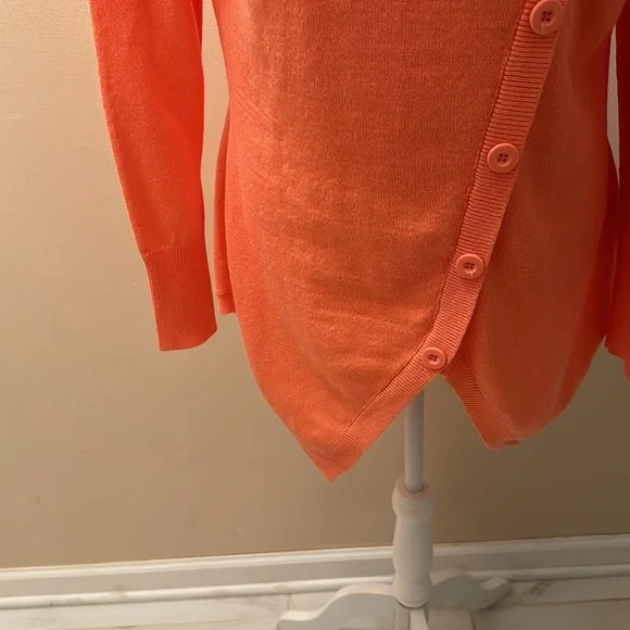 Peach a symmetrical with button tunic - Picture 3 of 5
